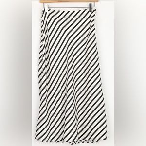 NWOT Lulus “Lasting Trend” Black and White Stripe Satin MIDI Skirt XS